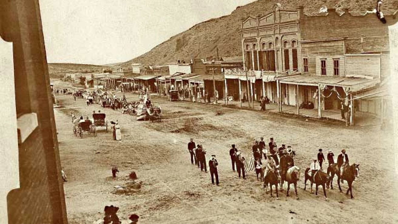 A Mining Bonanza and Bust - True West Magazine, image size:1312x738